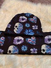 Load image into Gallery viewer, Fleece lined scarf &amp; beanie set- Floral Skull*
