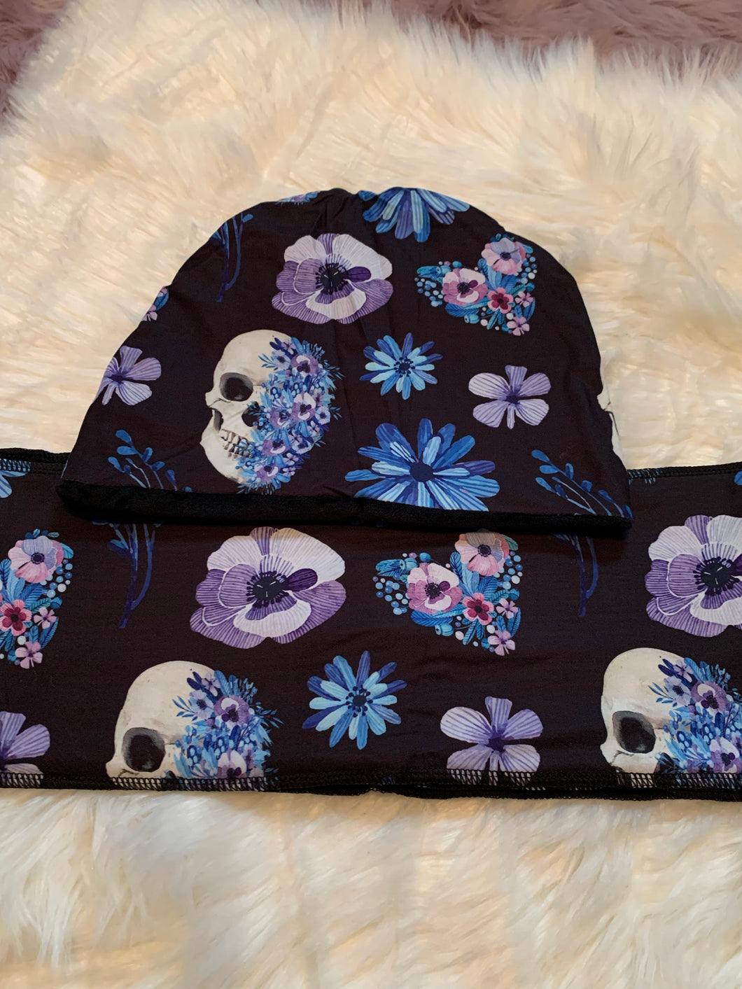 Fleece lined scarf & beanie set- Floral Skull*