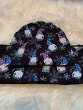 Load image into Gallery viewer, Fleece lined scarf &amp; beanie set- Gnome *
